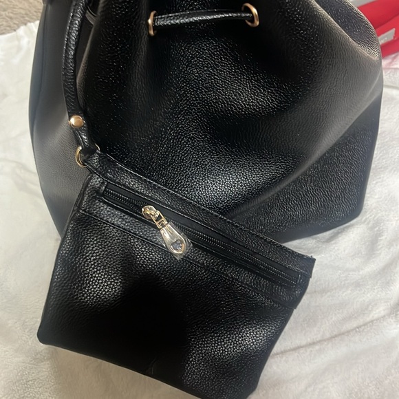 Large black bag - Picture 4 of 4